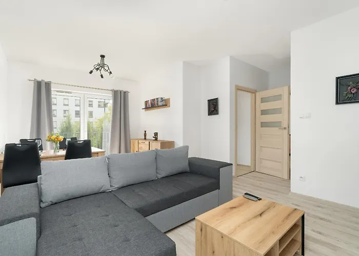 Lägenhet Przestronny Blisko Jeziora W Poznaniu 2 Miejsca Postojowe By Renters